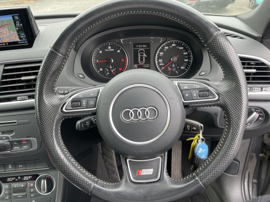 Audi Q3 2.0TDI S Line Plus Auto